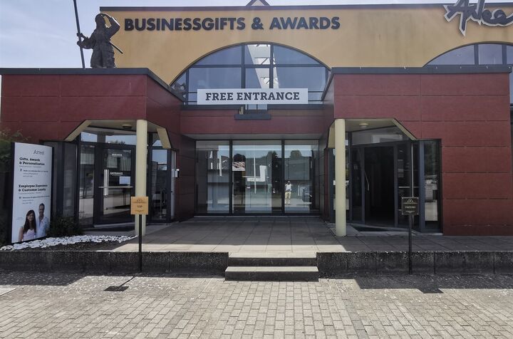 Retail space for rent in HERENT